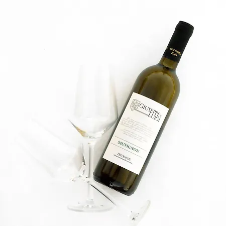 Nassau Canal - In The Heart Of The Affittacamere