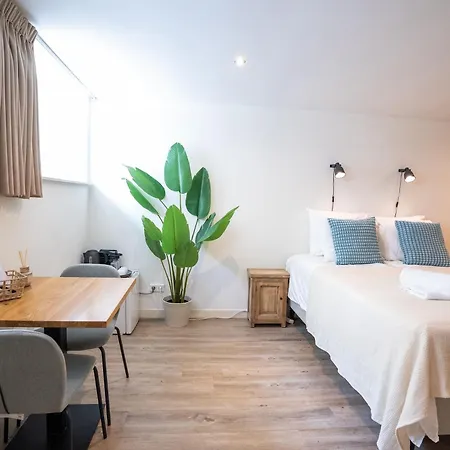 Nassau Canal - In The Heart Of The 阿姆斯特丹