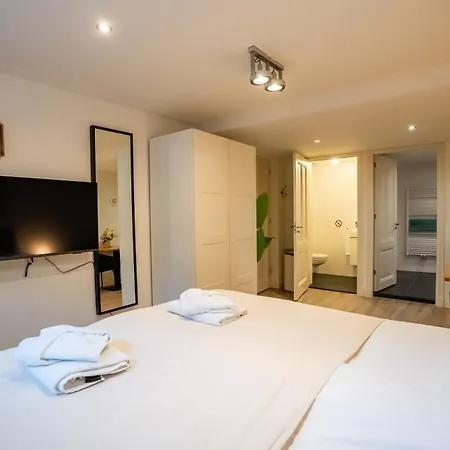 Nassau Canal - In The Heart Of The 3* Amsterdam