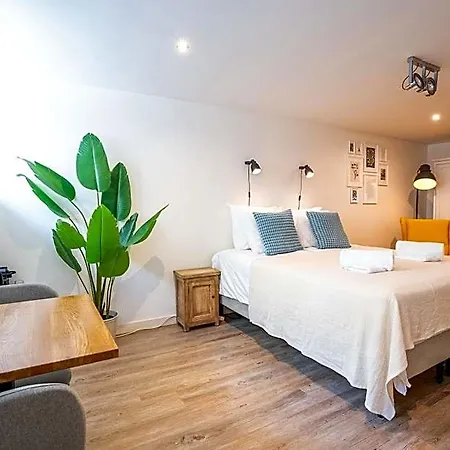 Nassau Canal - In The Heart Of The Guest house 3*