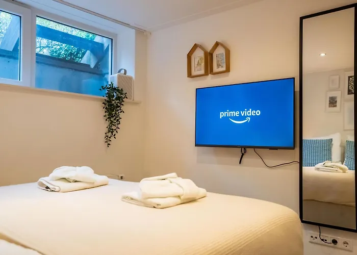 Nassau Canal - In The Heart Of The 阿姆斯特丹