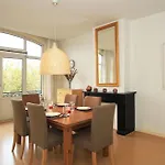 Konukevi Nassau Canal - In The Heart Of The